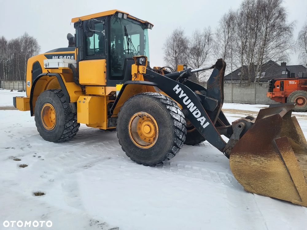 Hyundai HL940A - 4