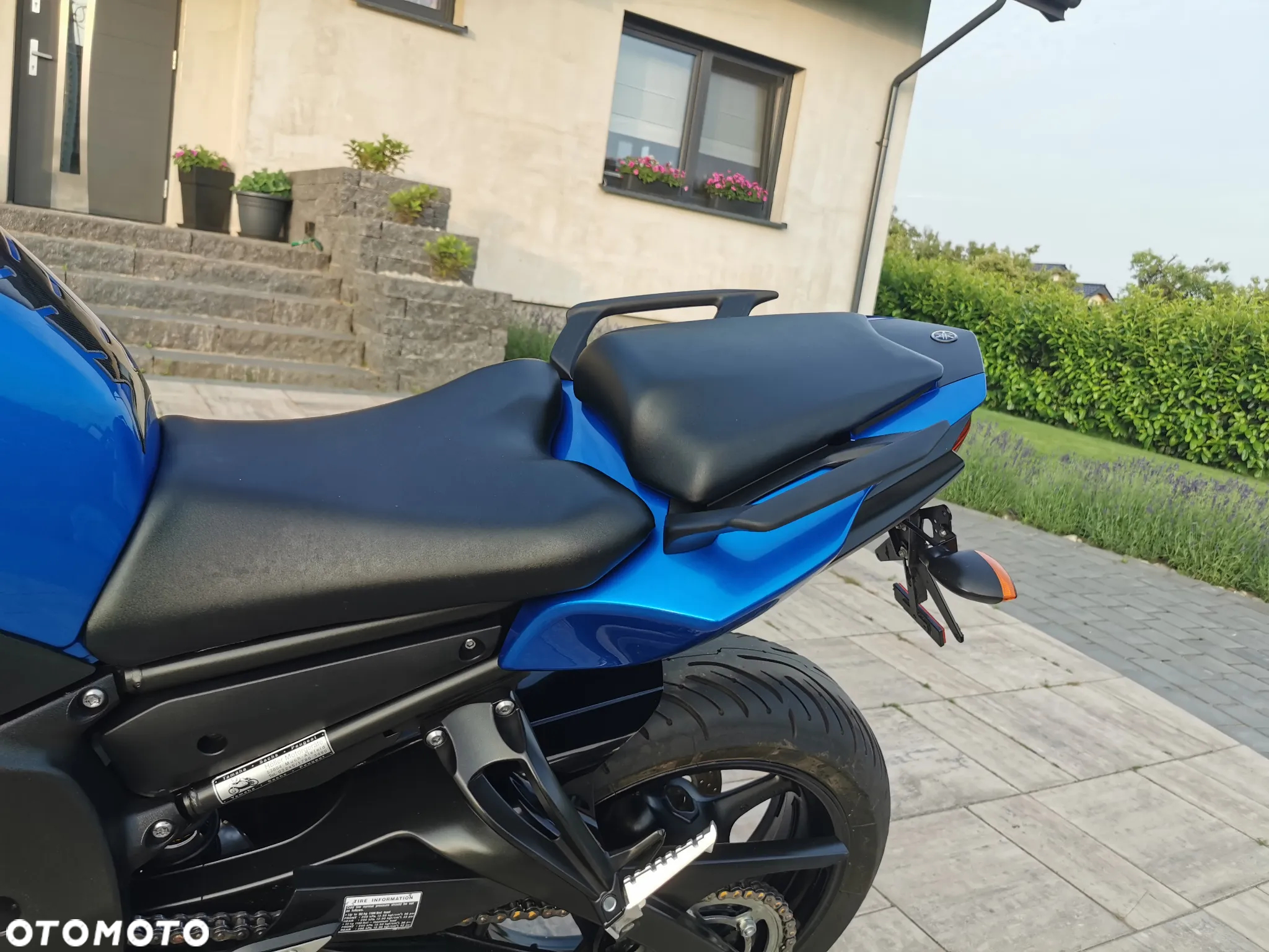 Yamaha FZ8 - 8