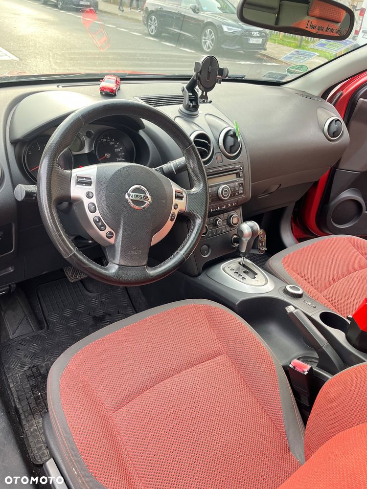 Nissan Qashqai 2.0 dCi 4x4 Lounge - 11