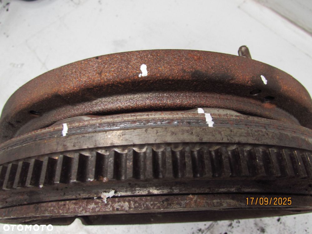 VW CRAFTER 2.5 TDI 09-11 SPRZEGLO KOLO DWUMASOWE TARCZA 9 mm DOCISK - 14