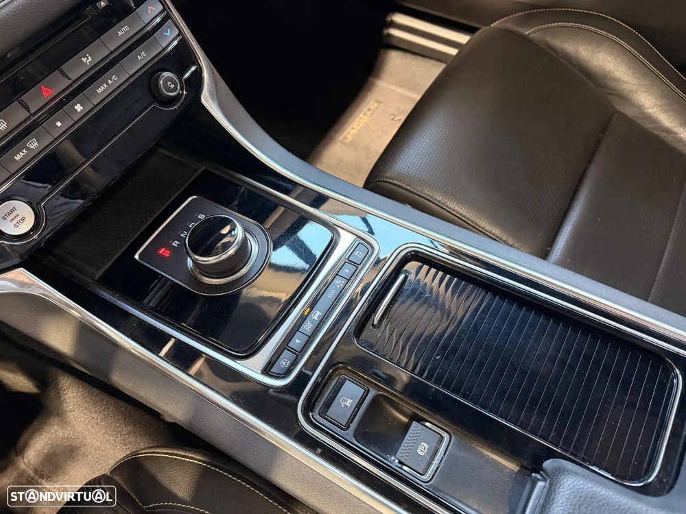 Jaguar XF Sportbrake 2.0 D R-Sport Aut. - 20