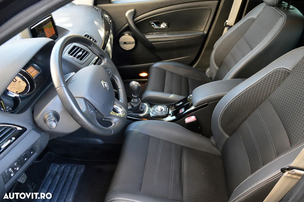 Renault Megane ENERGY dCi 110 Start & Stopp Bose Edition - 23