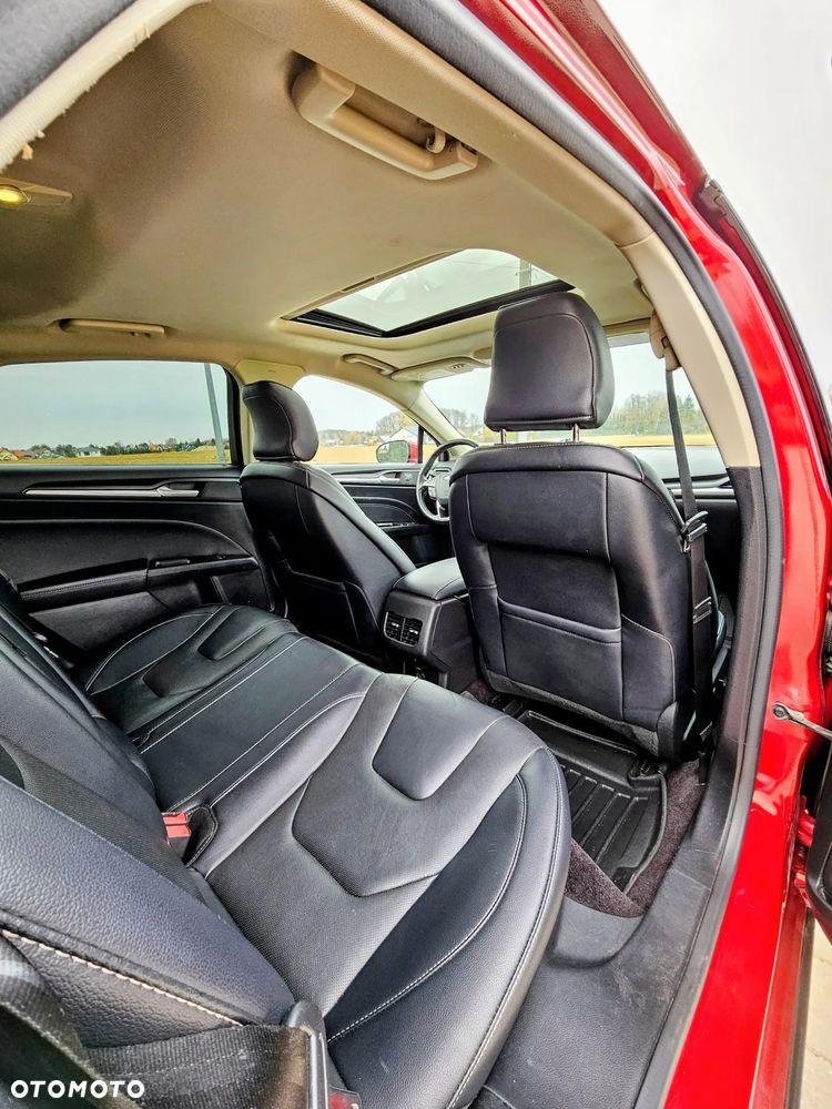 Ford Fusion - 19
