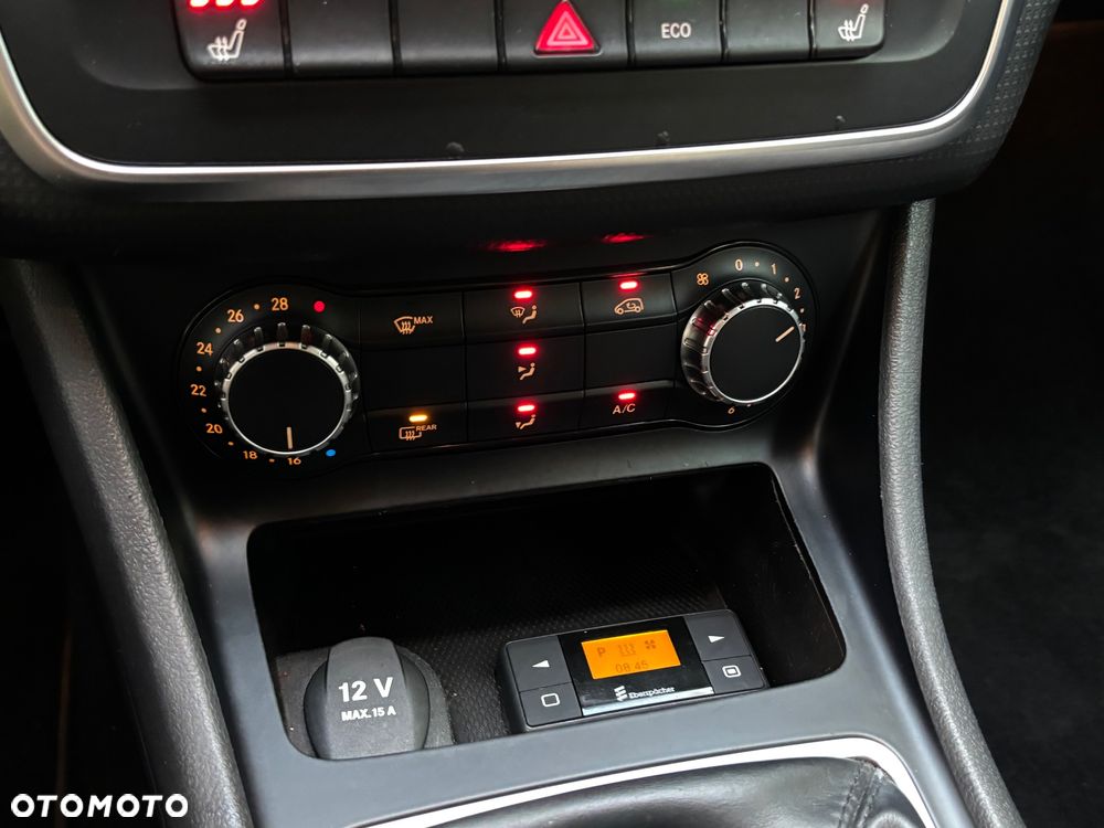 Mercedes-Benz Klasa A 180 CDI (BlueEFFICIENCY) Style - 32