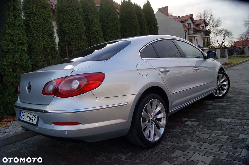 Volkswagen Passat CC - 18
