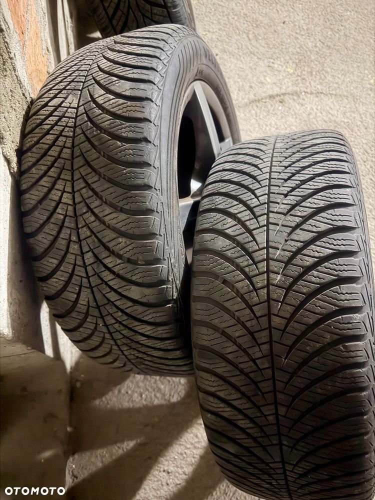 Ford 4 x 205/55 r16 opony wielosezonowe - 5