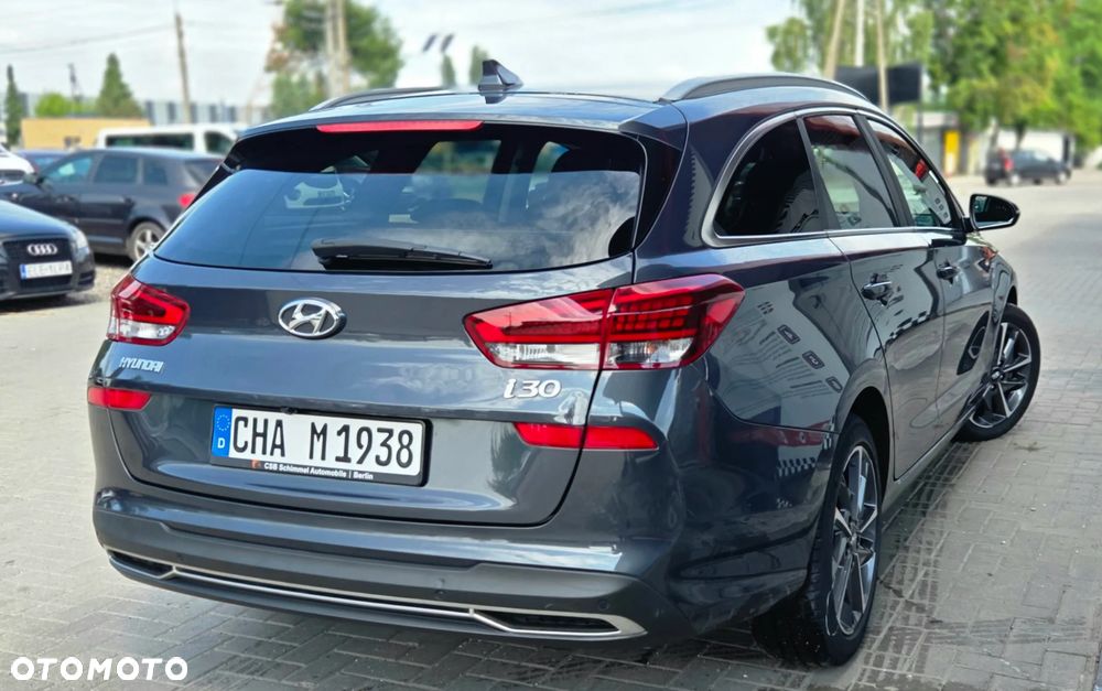 Hyundai i30 1.5 T-GDI 48V-Hybrid EDITION 30 - 12