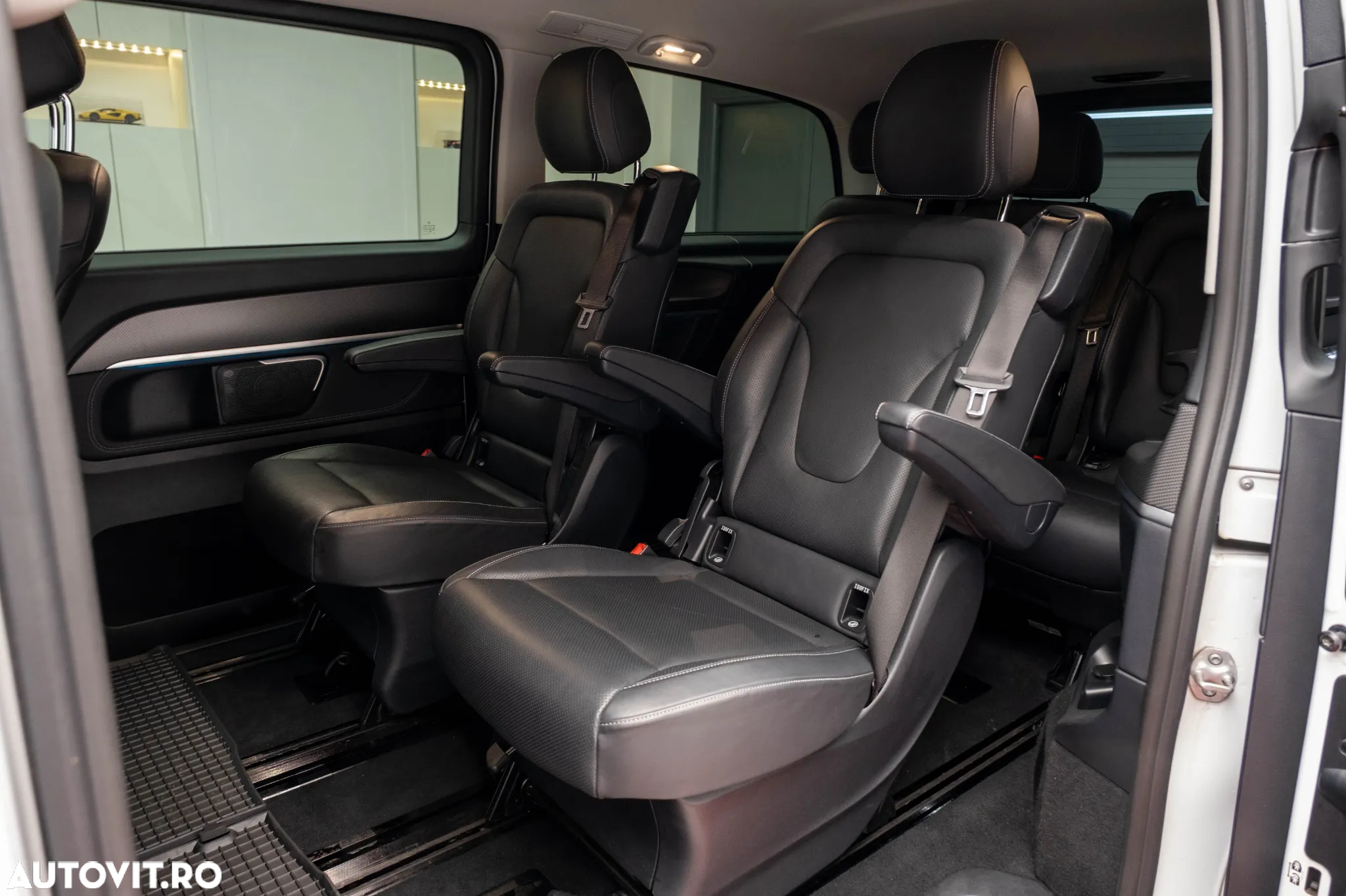 Mercedes-Benz V 300 d Combi Lung 237 CP AWD 9AT AVANTGARDE - 18