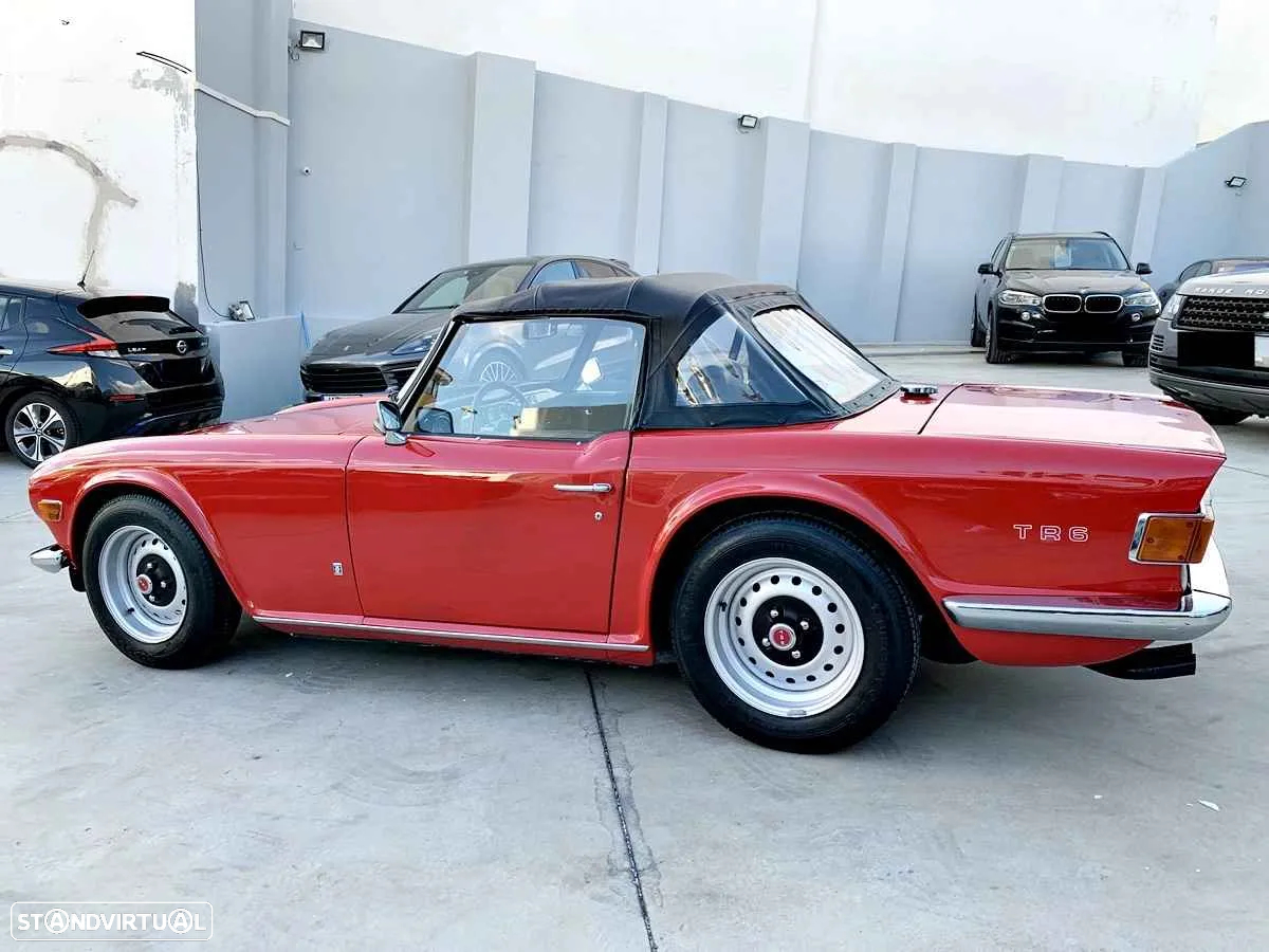 Triumph TR6 - 5
