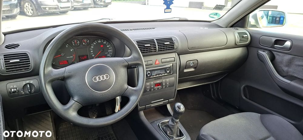 Audi A3 Sportback 1.6 Ambition - 16