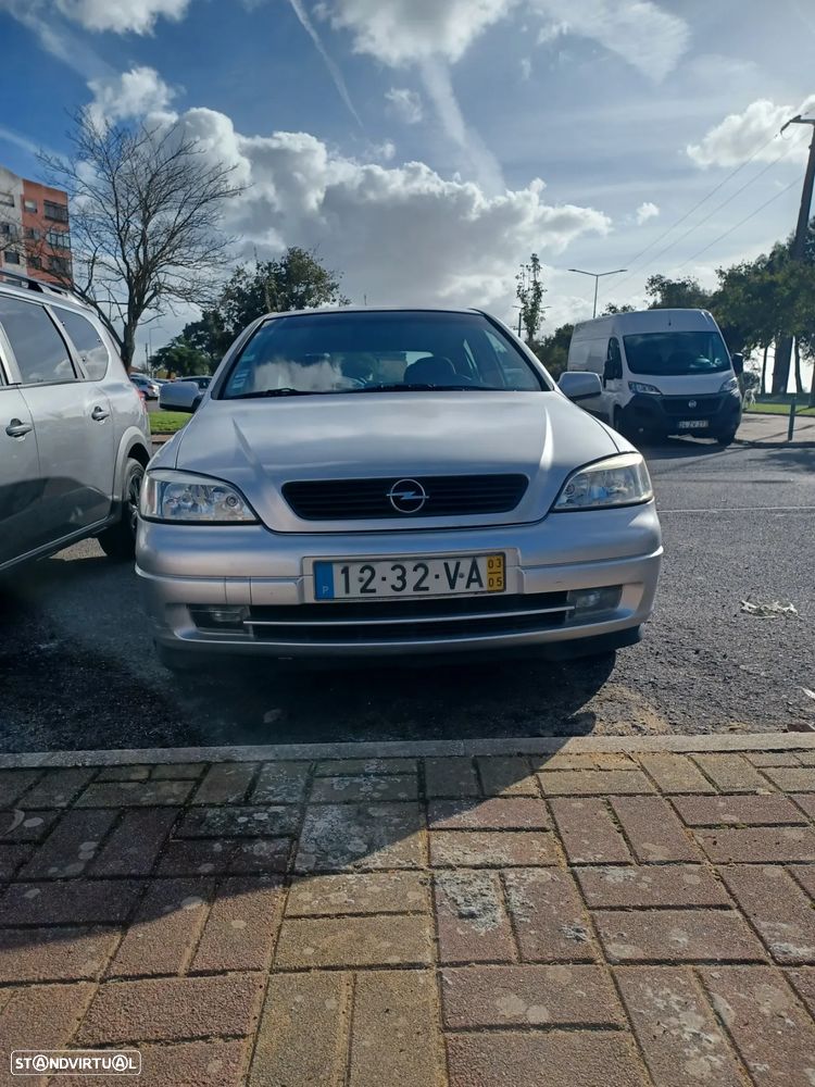Opel Astra 1.4 Club - 2