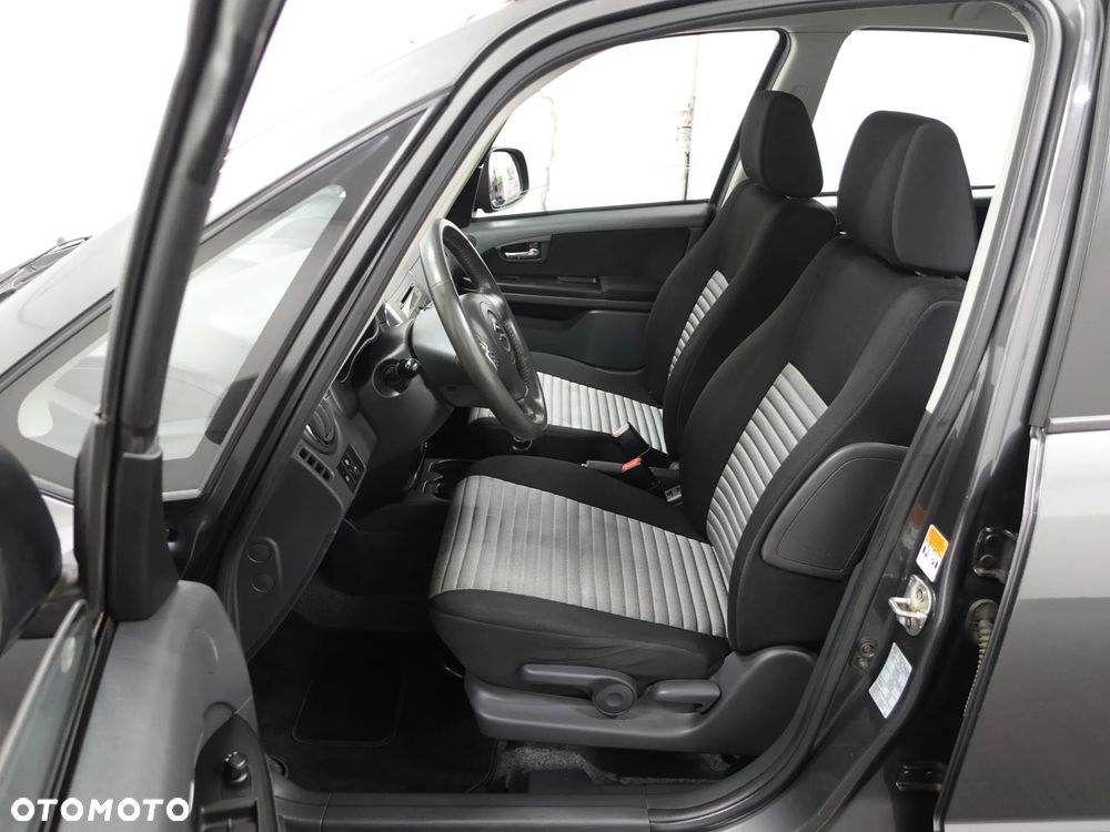 Suzuki SX4 - 20