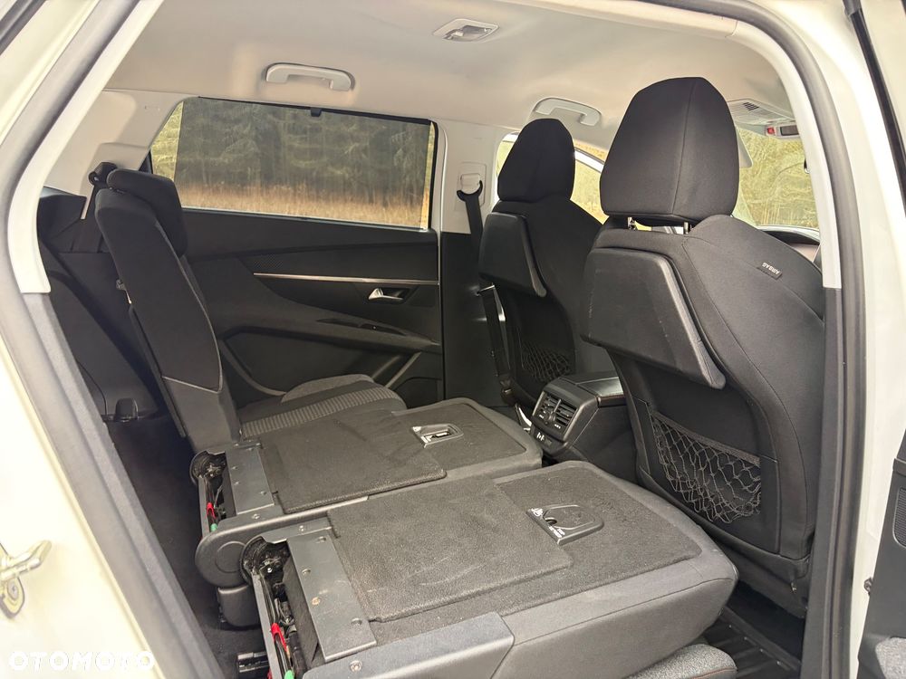 Peugeot 5008 BlueHDI 130 Active Business-Paket - 23