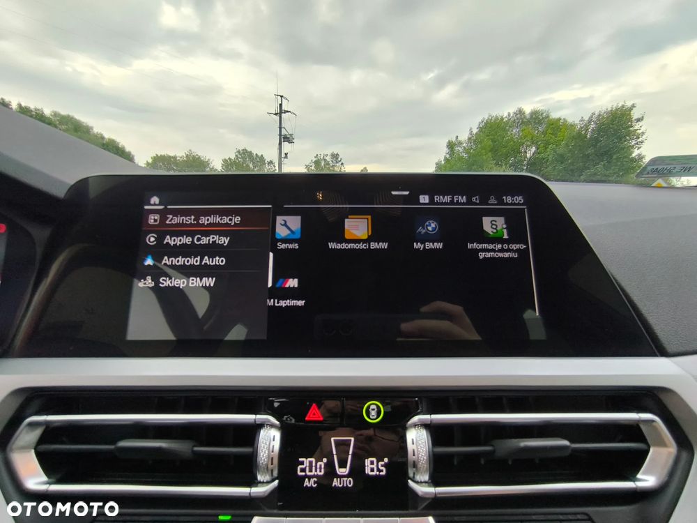 BMW Seria 3 318i - 32