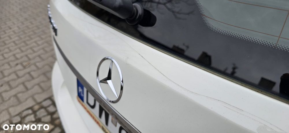 Mercedes-Benz Klasa C 250 CDI BlueEff Elegance 4-Matic - 13