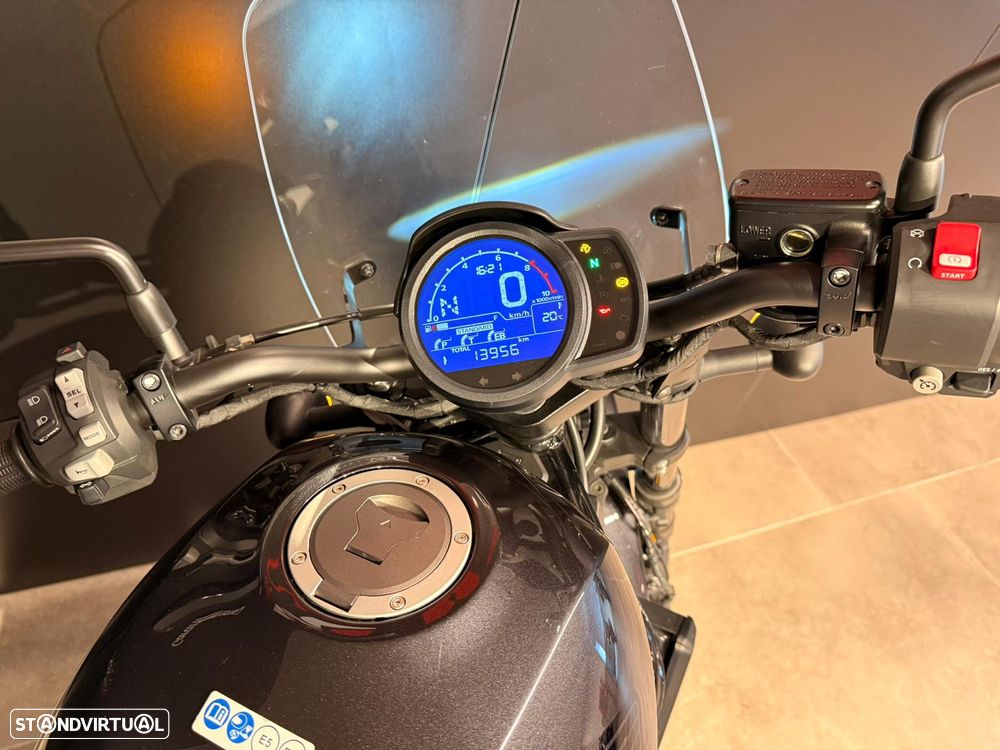 Honda CMX - 8