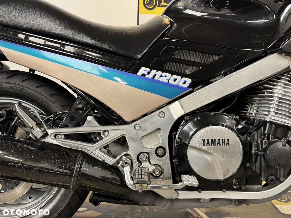 Yamaha FJ - 14