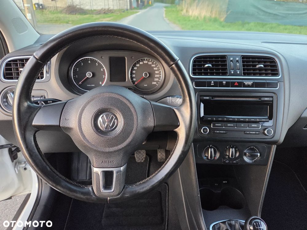 Volkswagen Polo Cross - 14