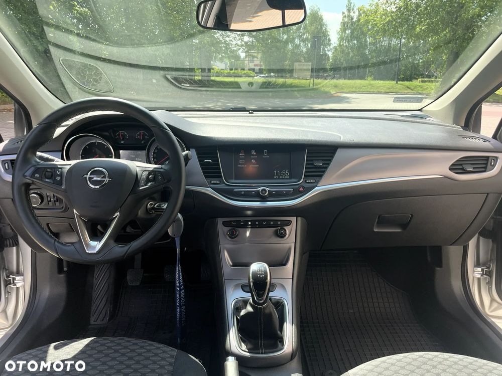 Opel Astra - 10