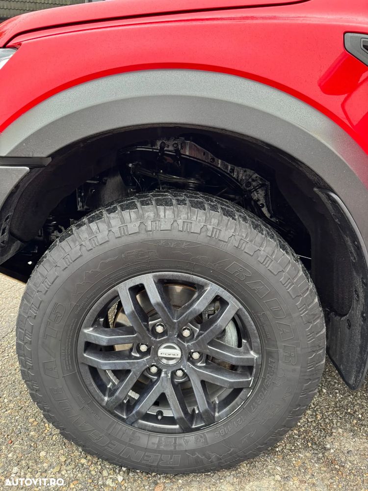 Ford Raptor - 19