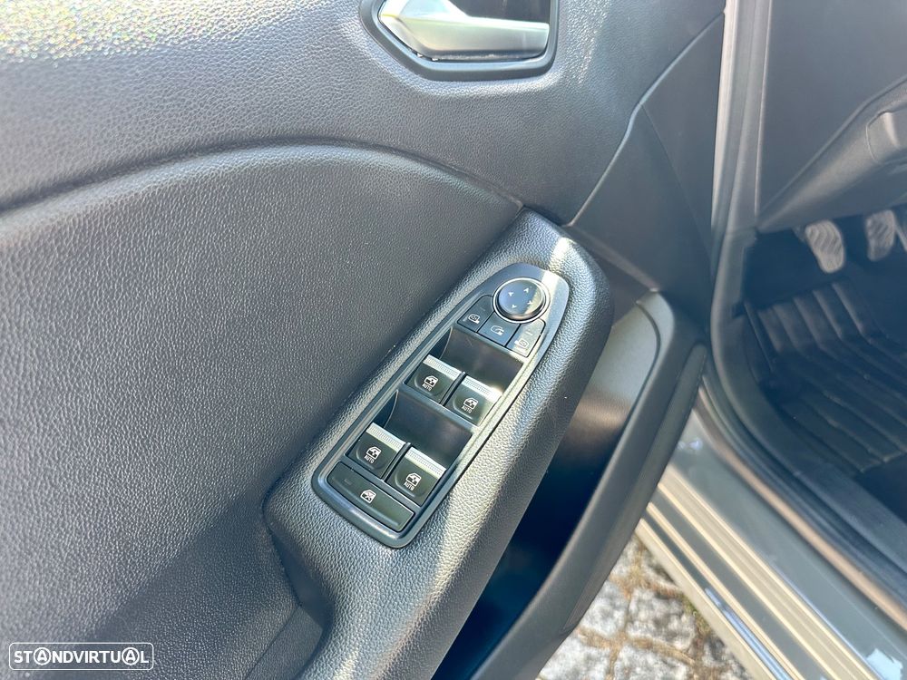 Renault Clio 1.0 TCe Intens - 24