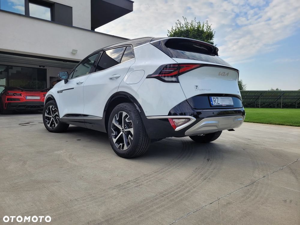 Kia Sportage 1.6 T-GDI HEV Business Line 4WD - 3