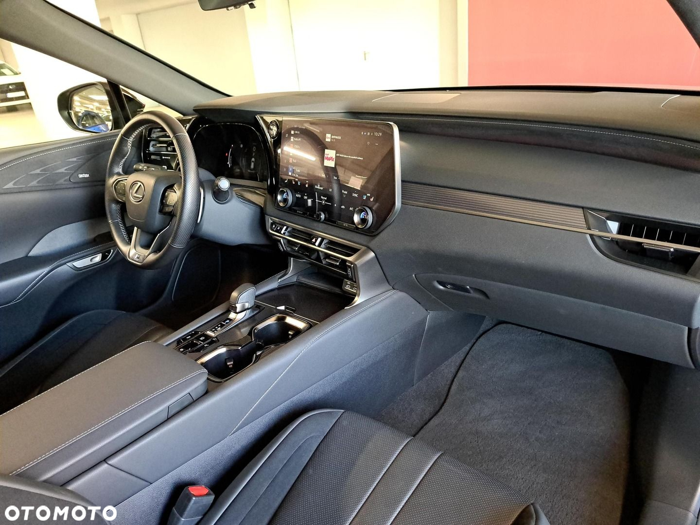Lexus RX - 16