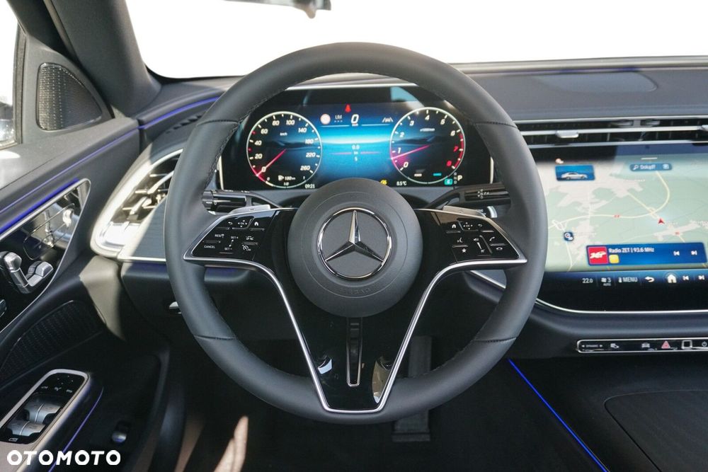 Mercedes-Benz Klasa E 200 mHEV 4-Matic Avantgarde 9G-Tronic - 8