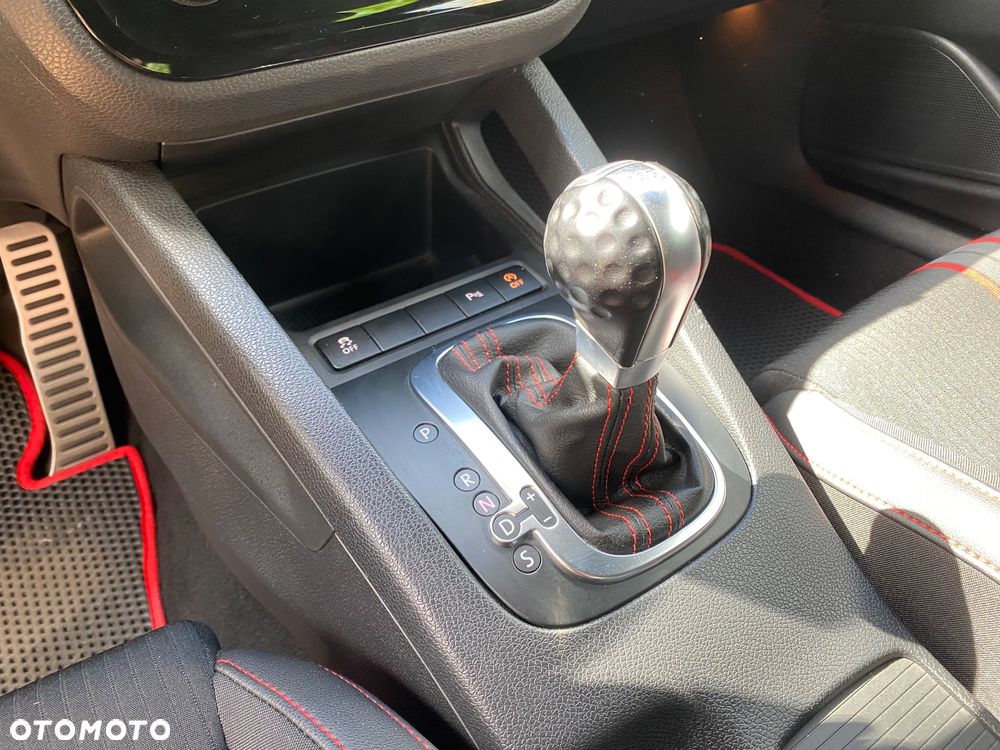 Volkswagen Scirocco - 27