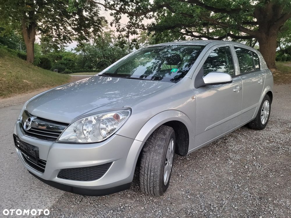 Opel Astra 1.6 Innovation - 2