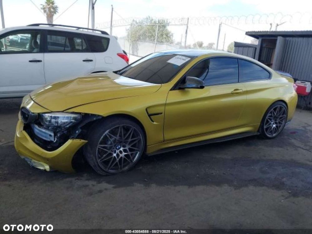 BMW M4 - 4