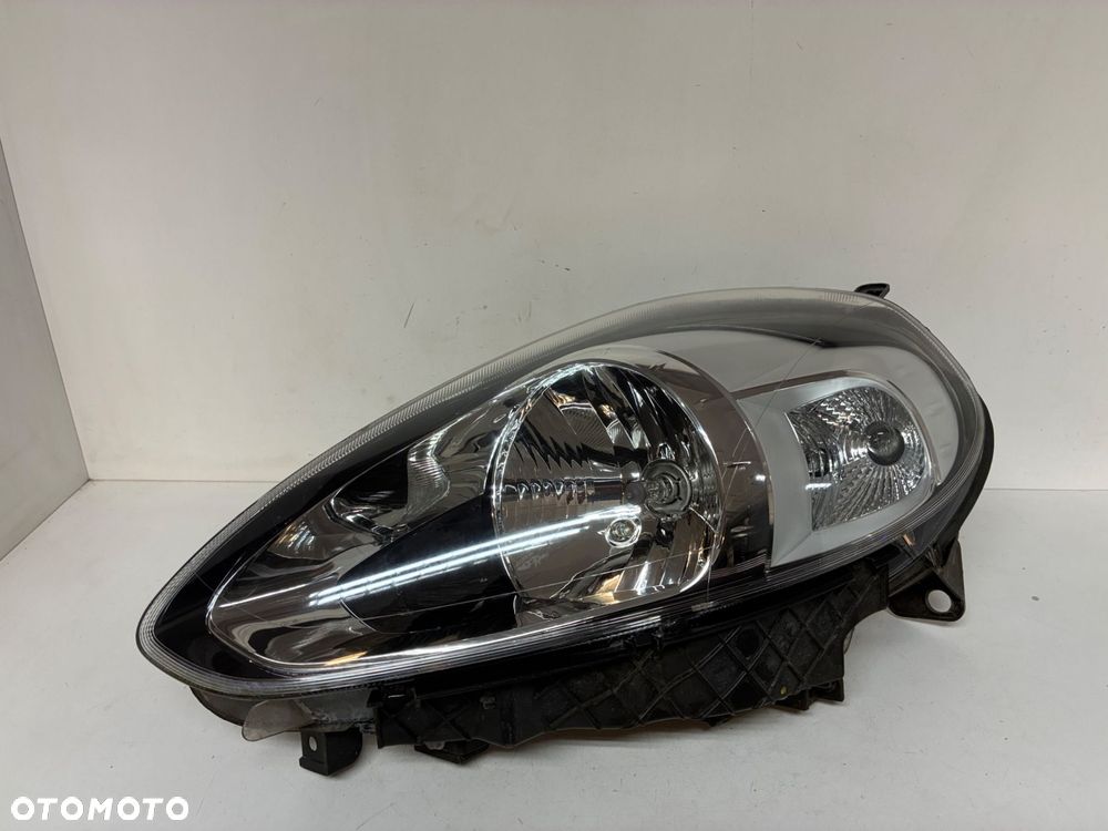 FIAT GRANDE PUNTO EVO LAMPA PRZÓD PRZEDNIA LEWA  EUROPA 89102044SX - 1