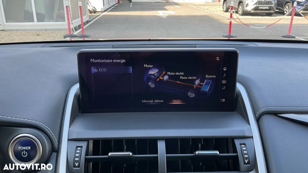Lexus Seria NX 300h AWD Executive Plus - 36