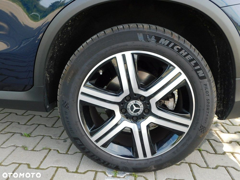 Mercedes-Benz GLC - 18