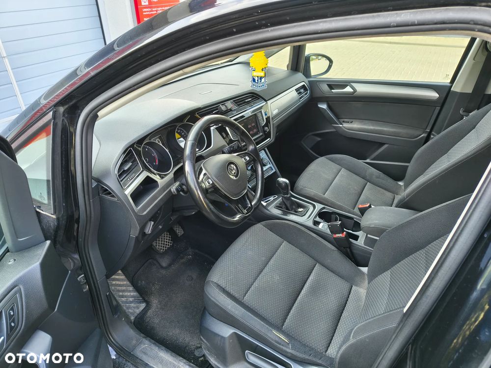 Volkswagen Touran 1.6 TDI SCR (BlueMotion Technology) DSG Comfortline - 13