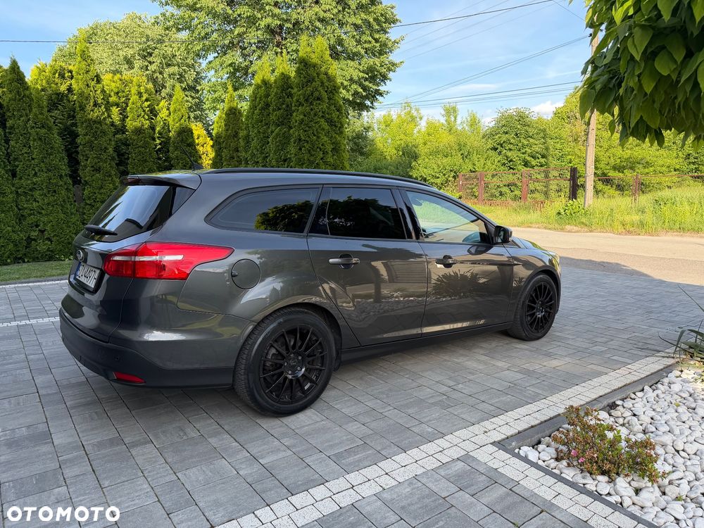 Ford Focus - 16