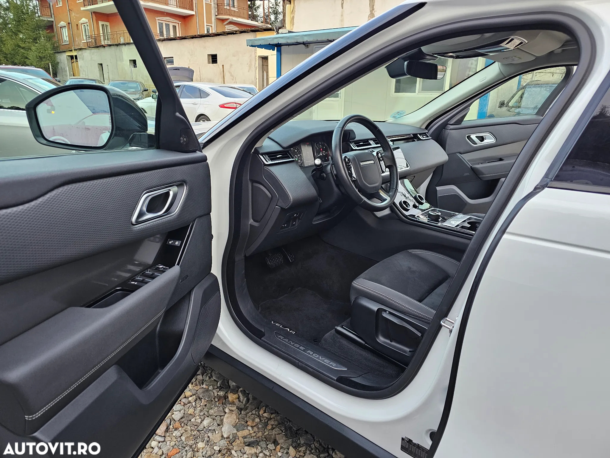 Land Rover Range Rover Velar - 17