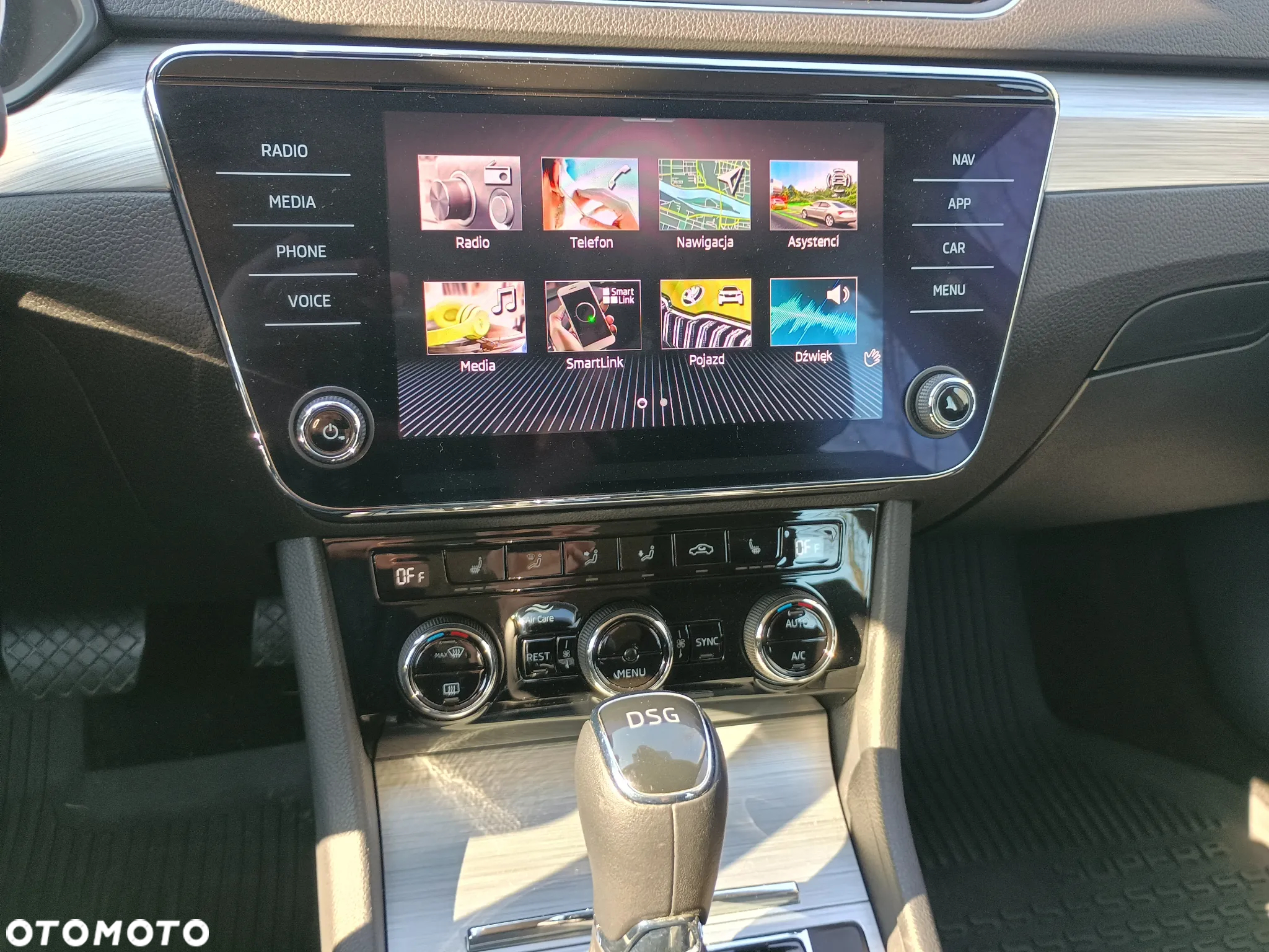 Skoda Superb 2.0 TDI Ambition DSG7 - 21