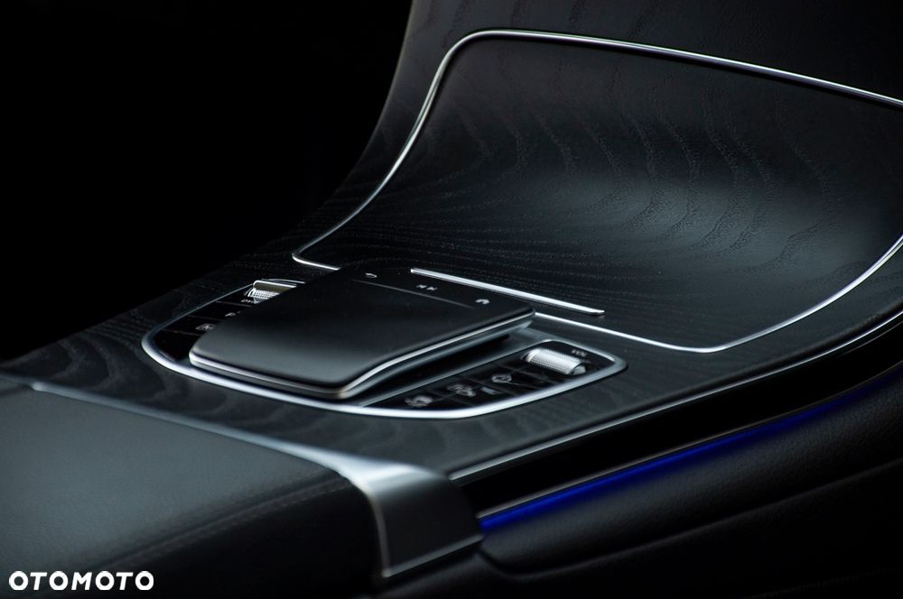 Mercedes-Benz GLC 300 de 4Matic 9G-TRONIC AMG Line Plus - 34