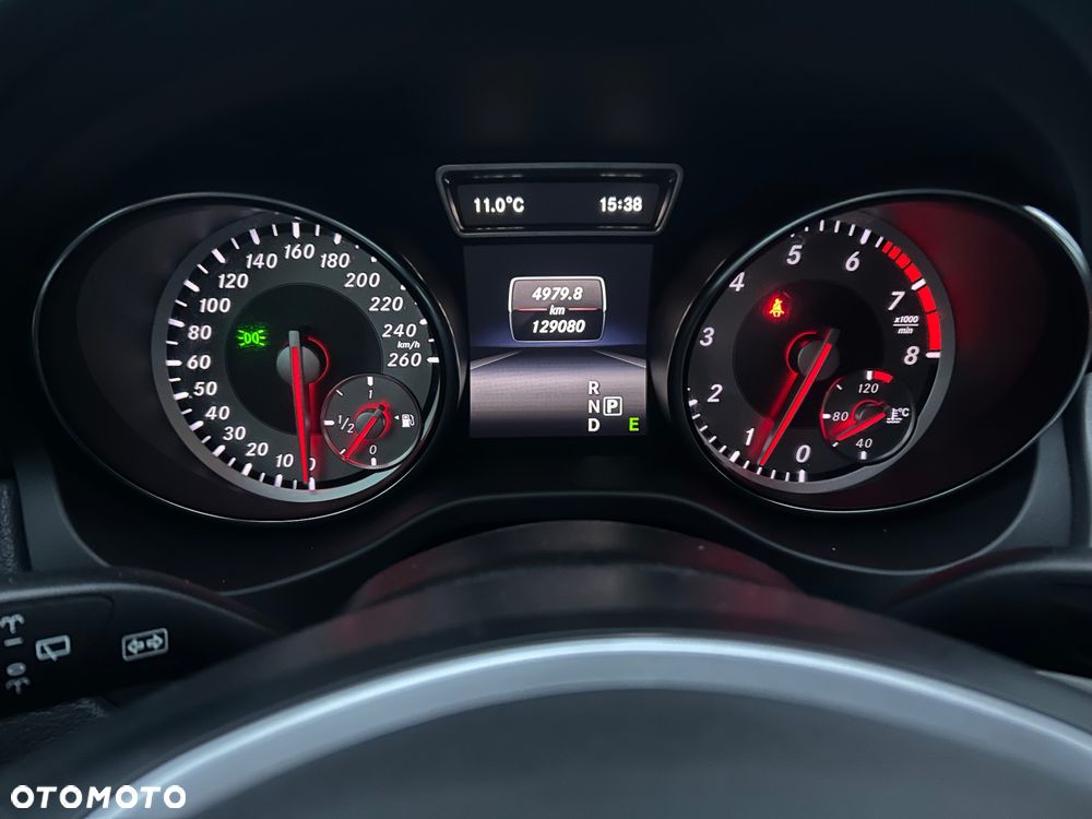 Mercedes-Benz GLA 250 4Matic 7G-DCT AMG Line - 33