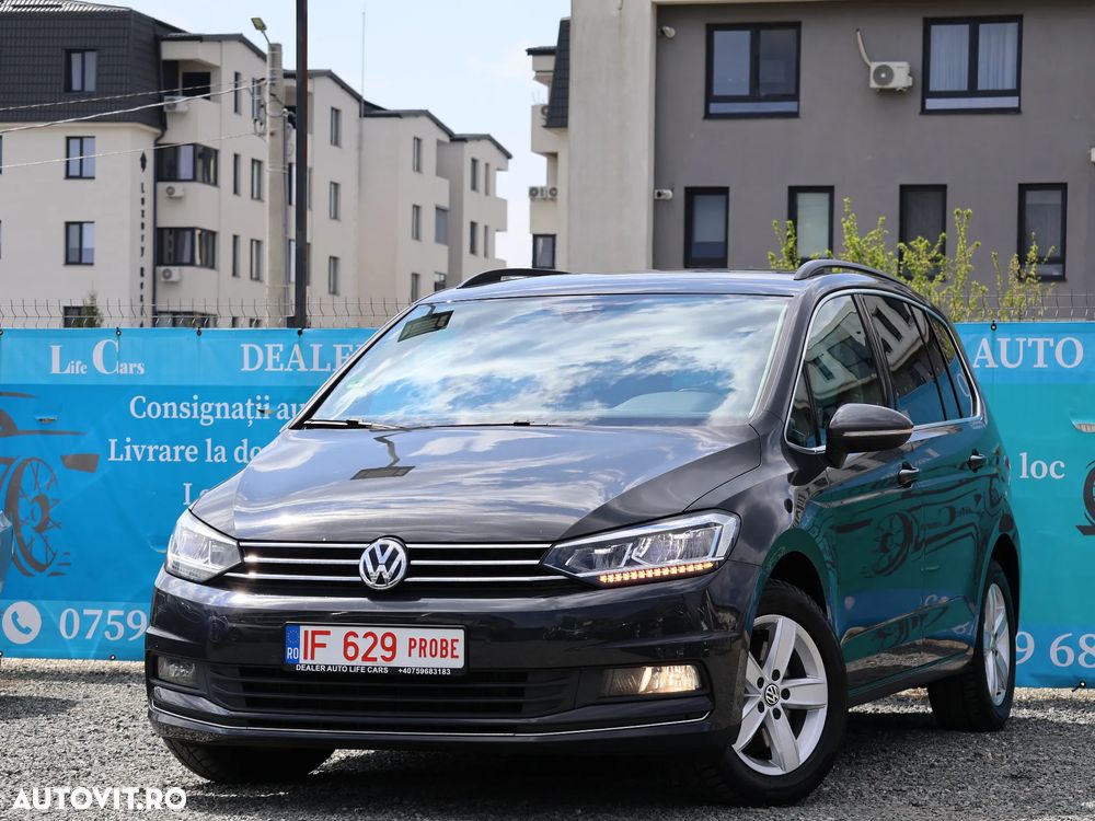 Volkswagen Touran 2.0 TDI DSG Highline - 2