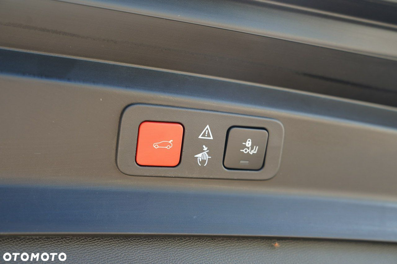 Peugeot 5008 - 16