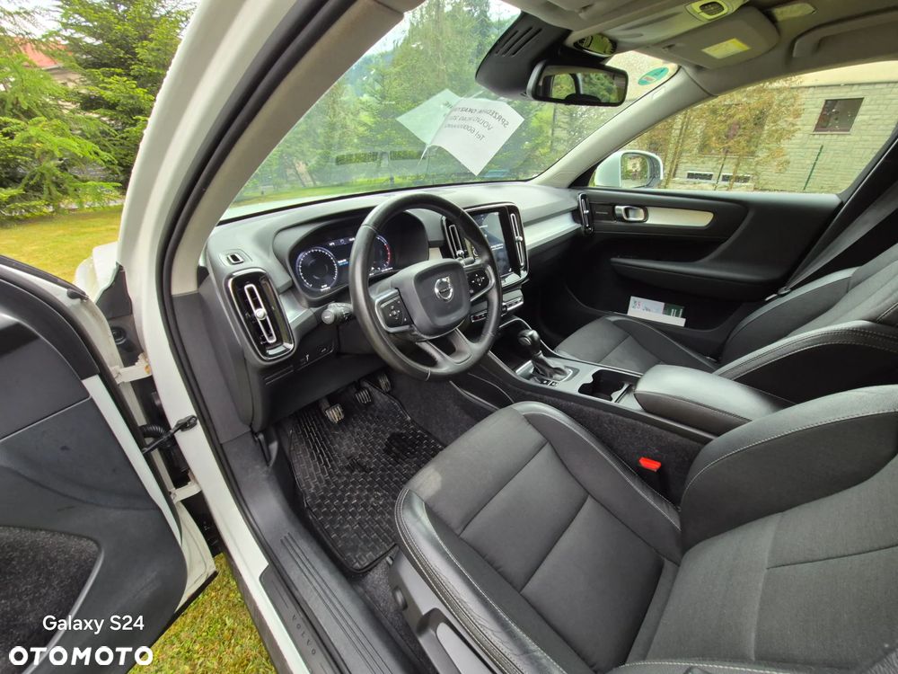 Volvo XC 40 T3 Momentum - 13
