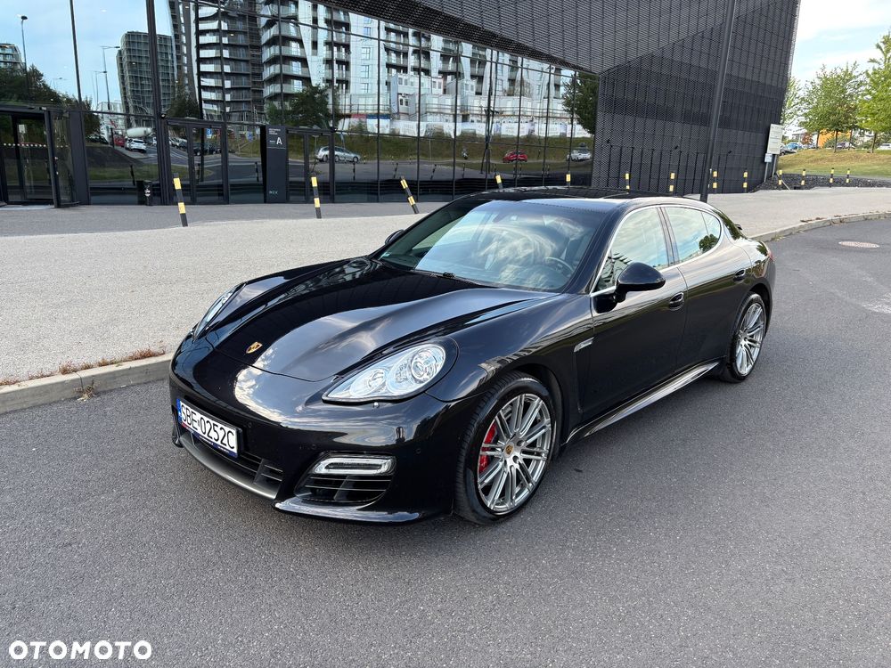 Porsche Panamera 4S - 2