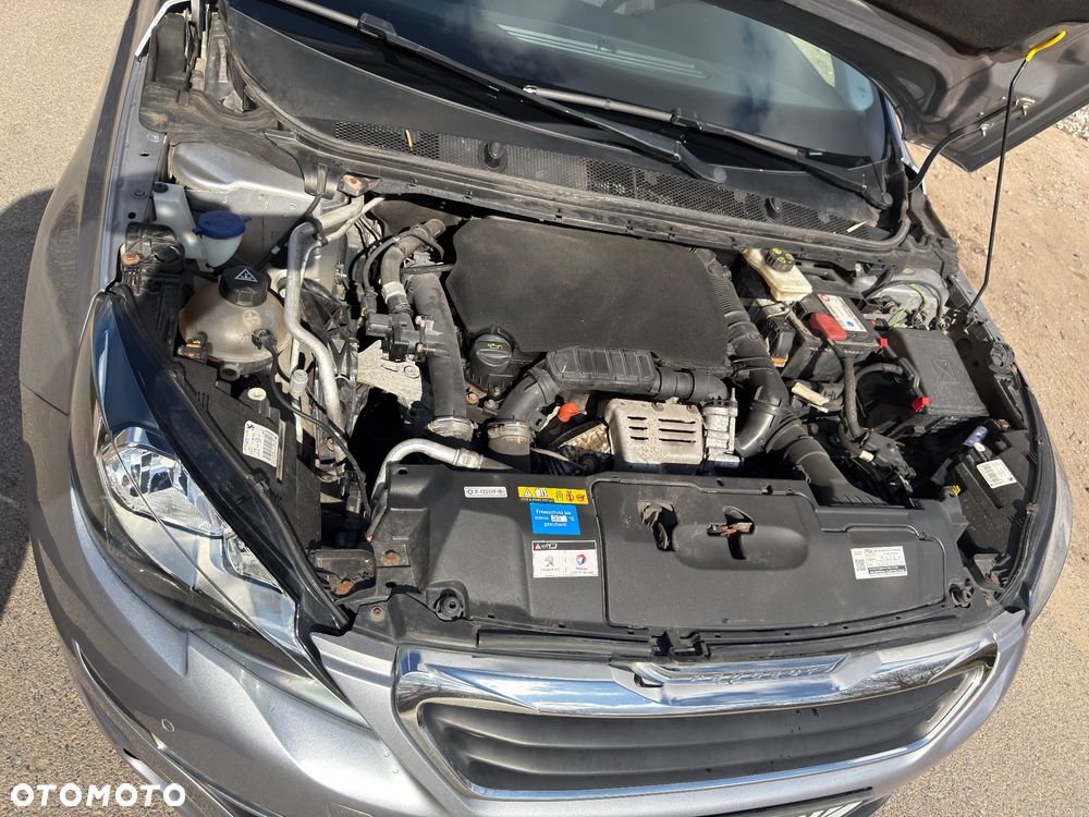 Peugeot 308 PureTech 130 GPF Stop & Start Active Business-Paket - 13