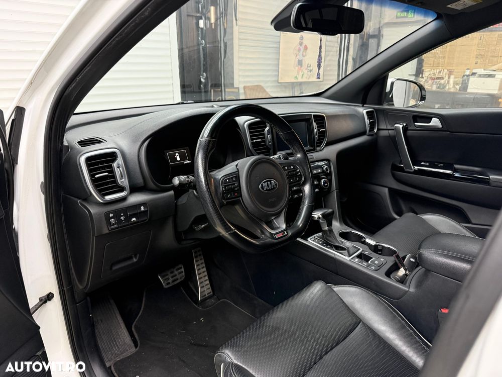 Kia Sportage 2,0 CRDI AWD Aut. GT Line - 7