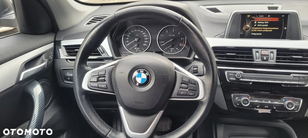 BMW X1 sDrive18d - 23