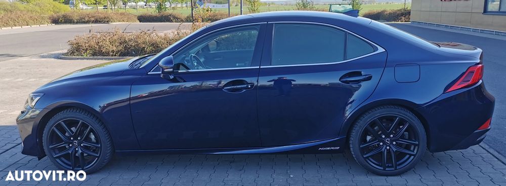 Lexus Seria IS Luxury Line - 4