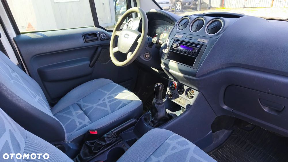 Ford Transit Connect - 23