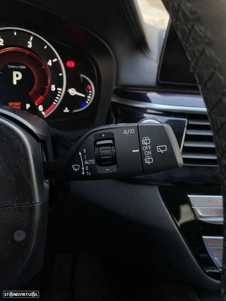 BMW 520 d Line Luxury Auto - 36